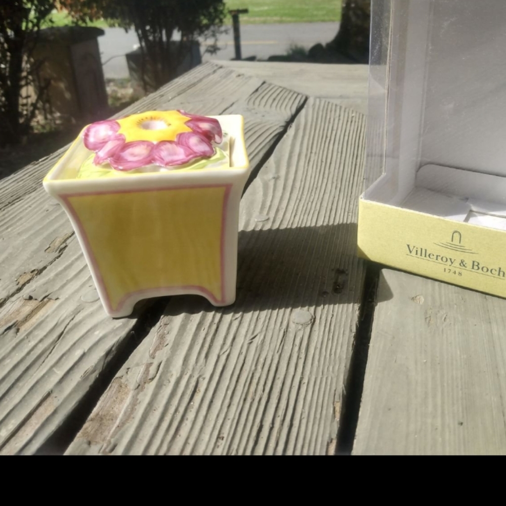 Villeroy & Boch Spring Fantasy Lidded Jar